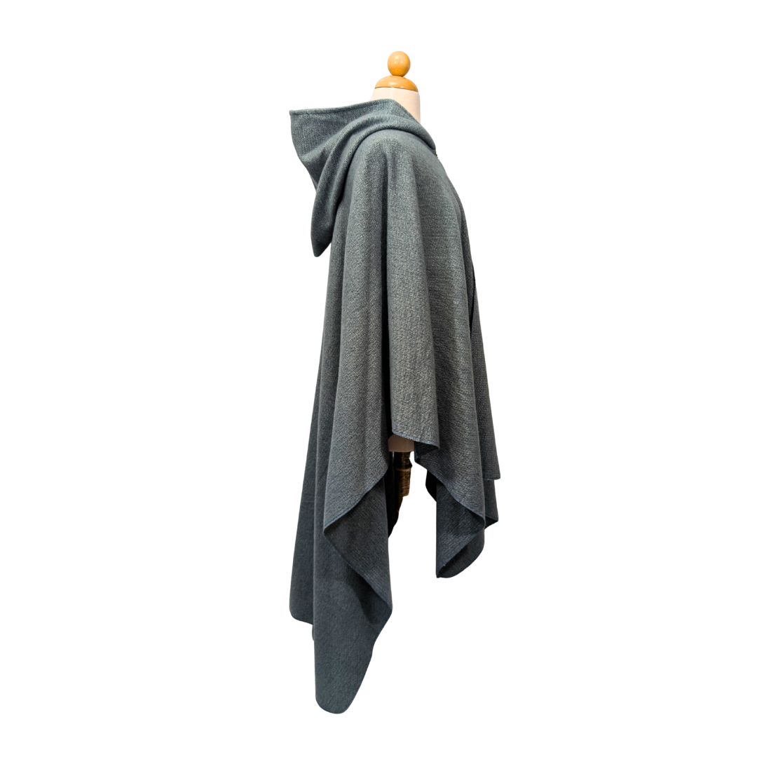 Grey hooded wizard witch cloak with clasp option by Wyld Sage Wares